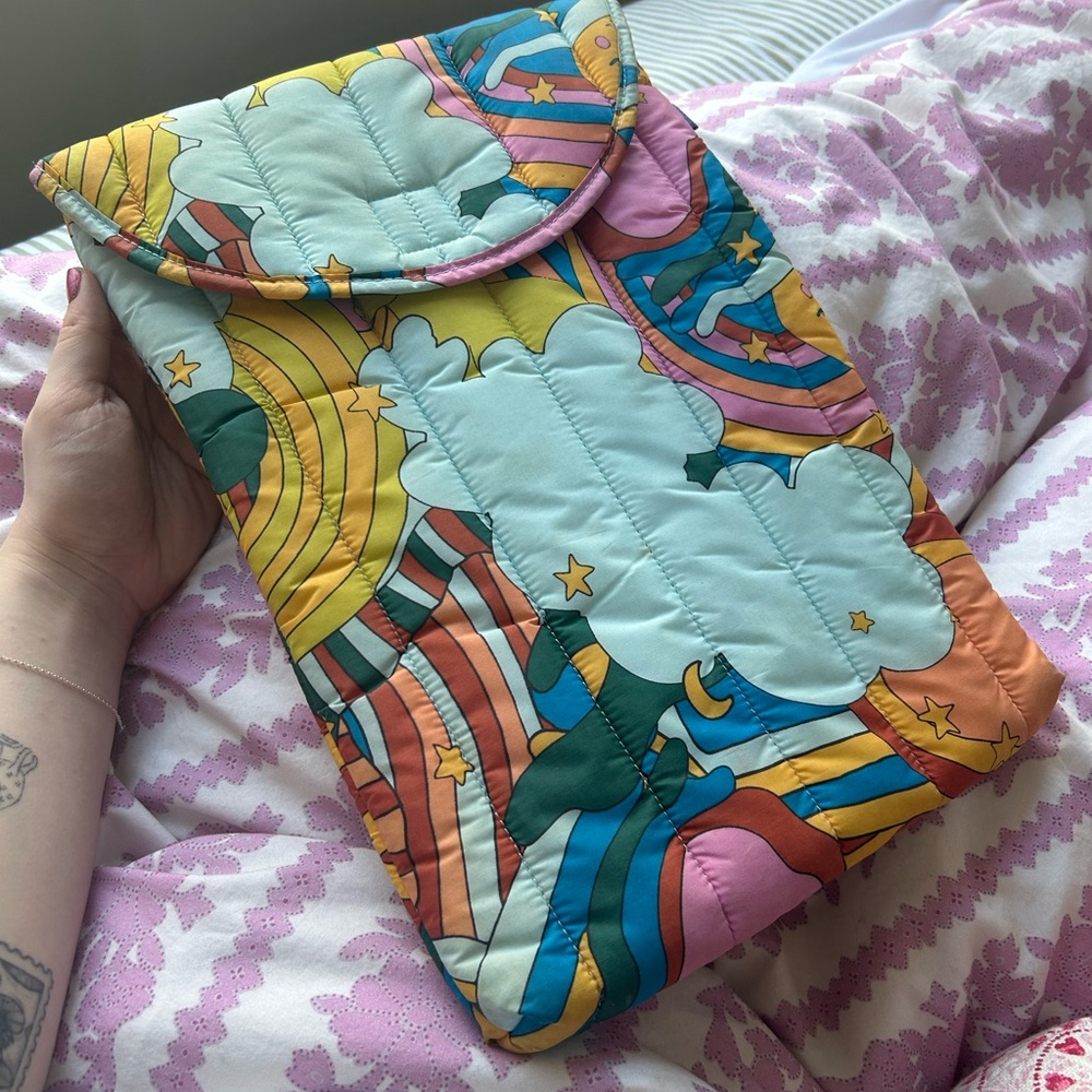 BAGGU x UO Limited Edition Aries Laptop Case 16”